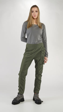 BLACK LABEL Ruched Pocketed Slim Pant in Camp